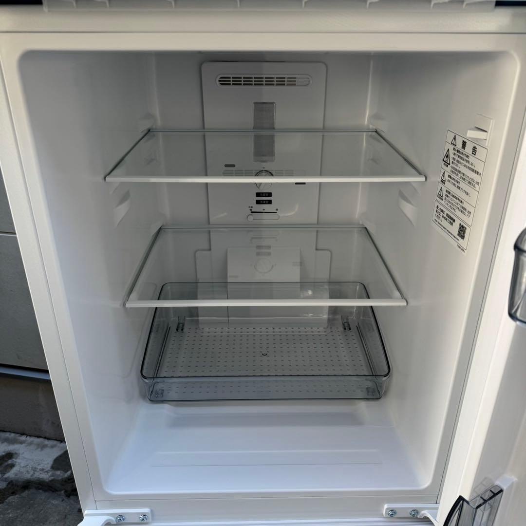 229★2025年製★ほぼ新品★シャープ　冷蔵庫　右、左開き　一人暮らし