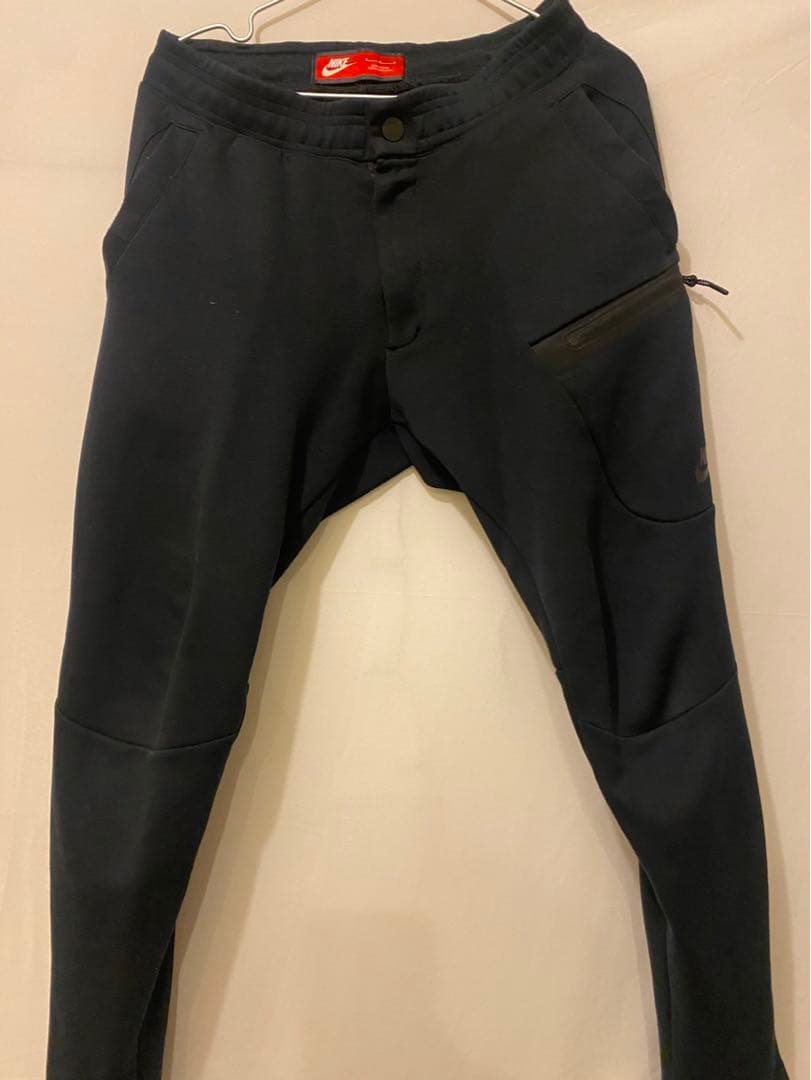 NIKEテックフリース　セットアップ　上下　黒