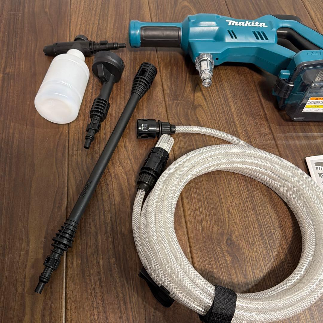 マキタ充電式洗浄機　MHW180D