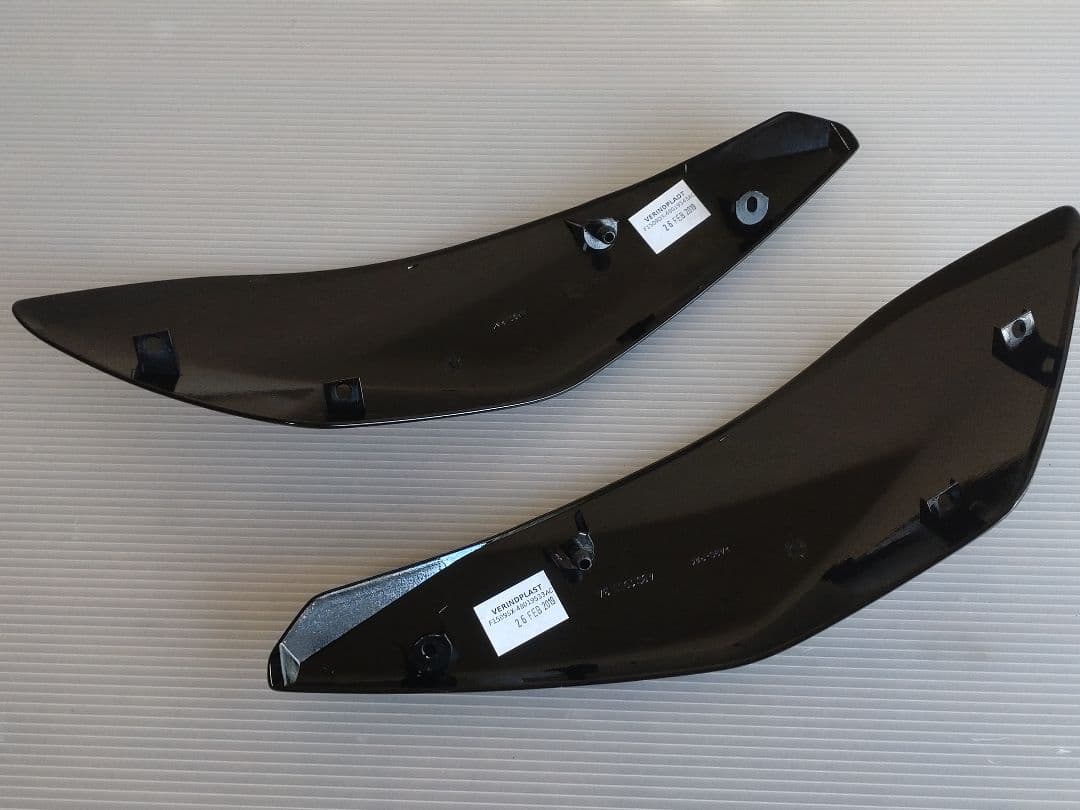 ★ハイパーモタード950SP (Ducati) 新品サイドカウル