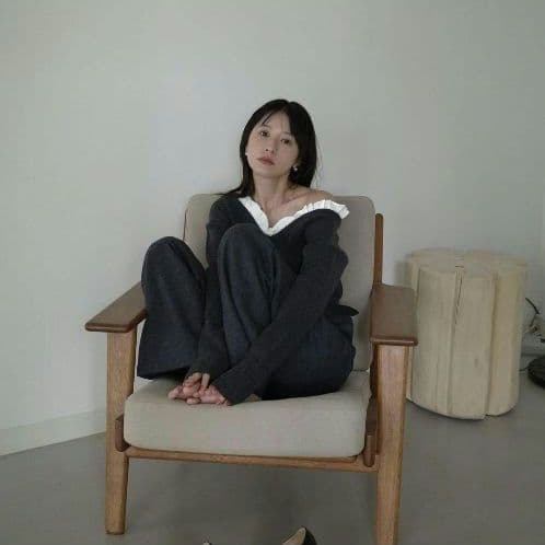 くまちゃん様2WAY FRILL V NECK KNIT TOPS CLANE