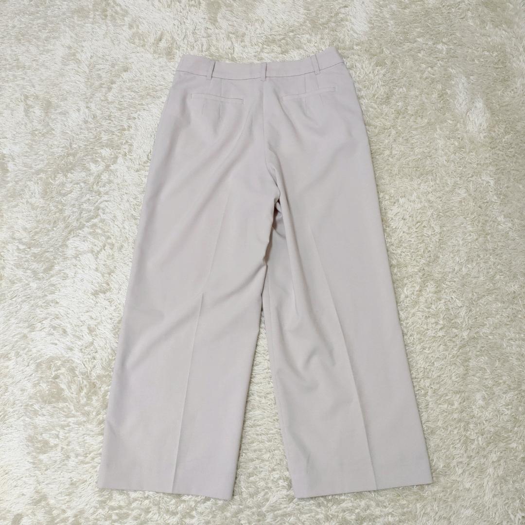 【美品】ナチュラルビューティーベーシック ノーカラー パンツスーツ ベージュ