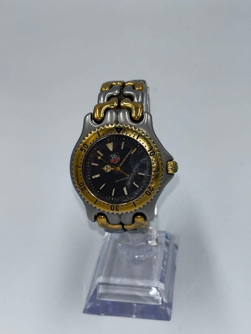 タグ・ホイヤー プロフェッショナル 200