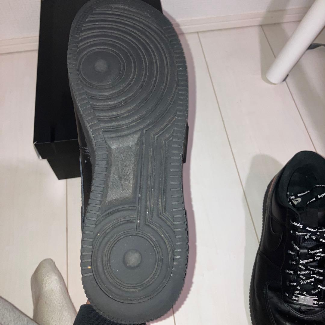 箱付き シュプリーム×エアフォース1 黒