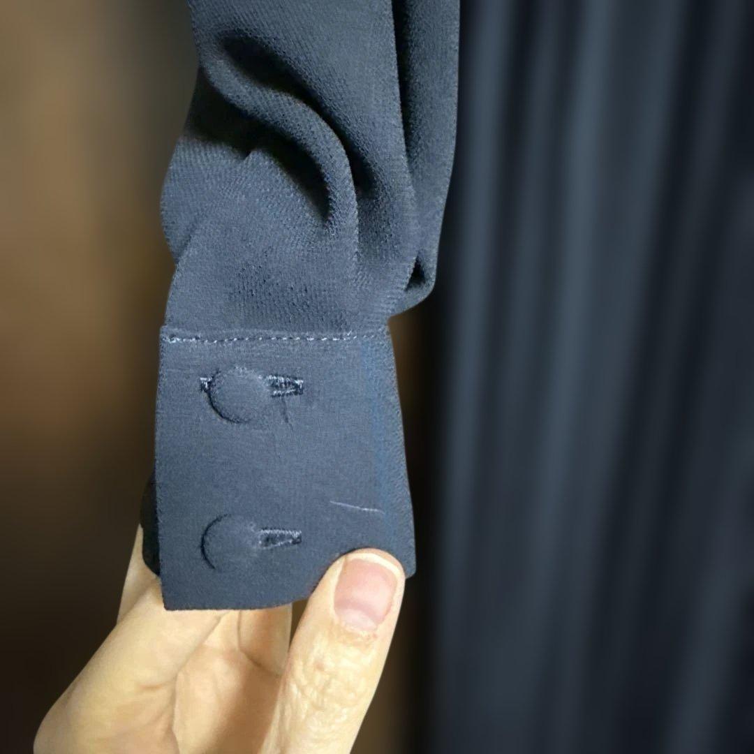 新品未使用　佳子様ワンピース ネイビーリボン付きプリーツワンピース