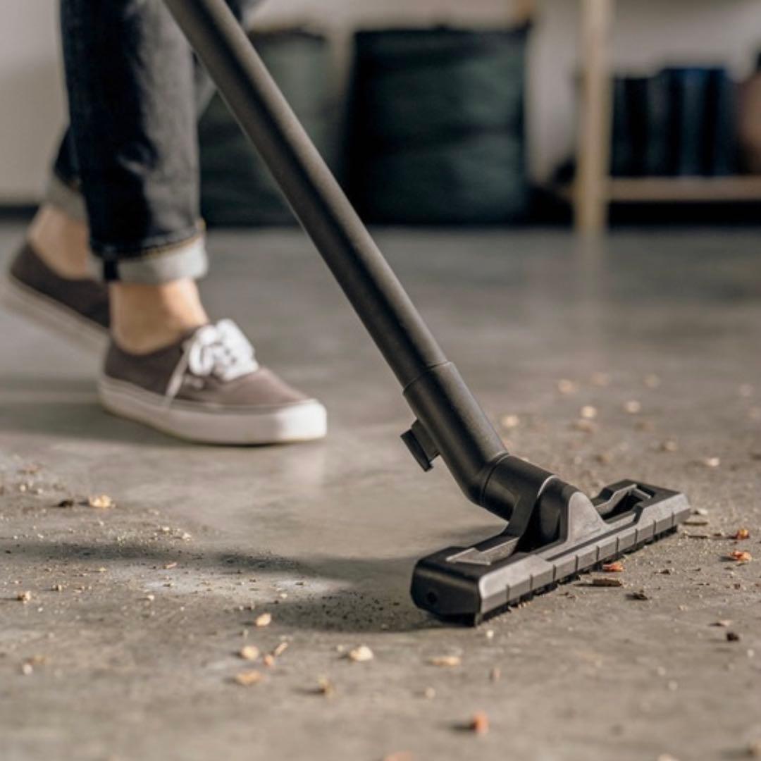 送料無料KARCHERケルヒャー業務用掃除機乾湿両用バキュームクリーナー新品