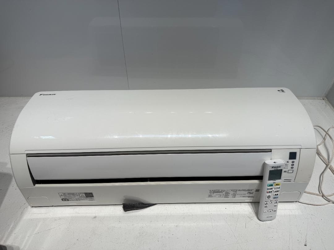 203　DAIKIN　2019年製エアコン　6～8畳用　整備済み