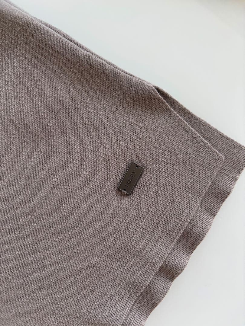 フォクシー　FOXEY グレージュ　 タートルネックニット 長袖　38