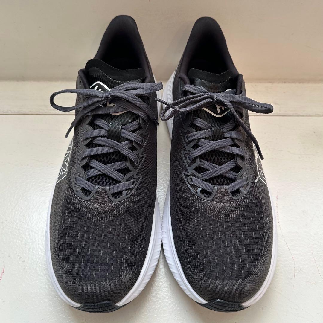 HOKA ホカ　MACH6 28.0cm ブラック【美品】