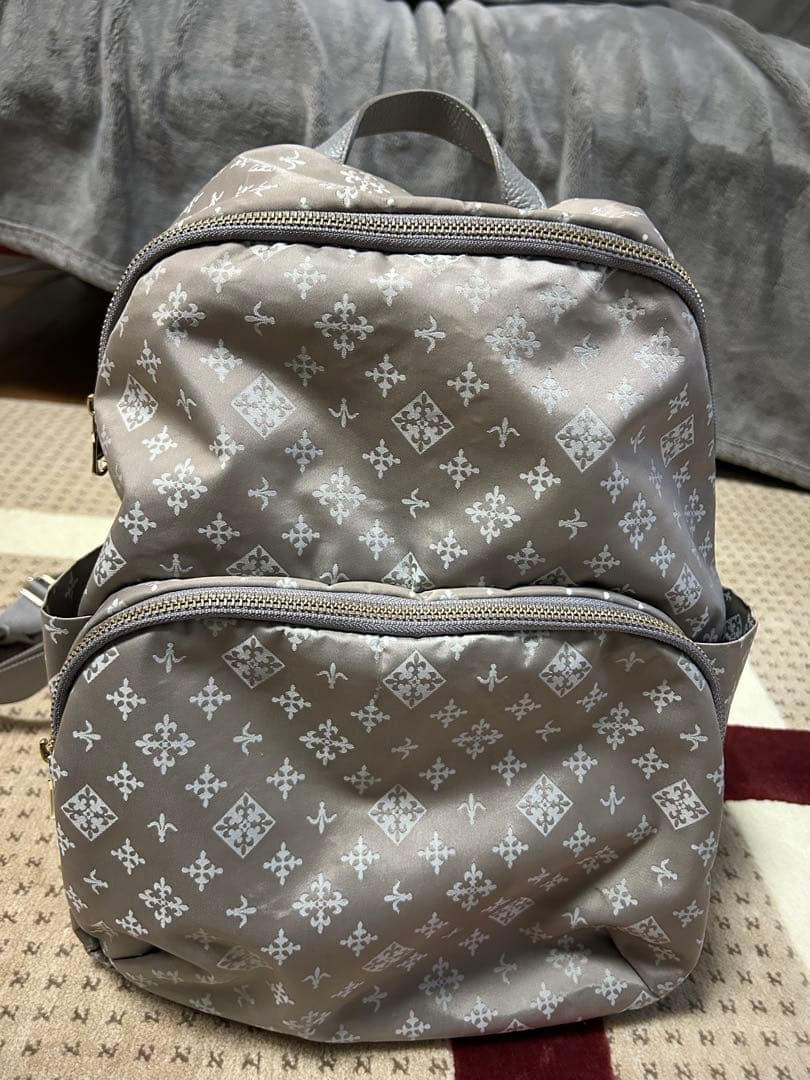 ラシット　グレー　リュック　バックパック