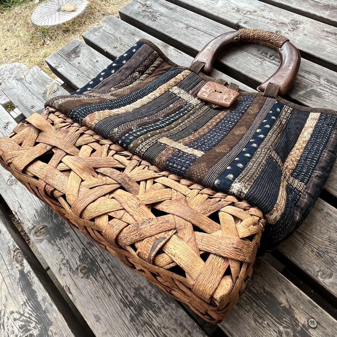 胡桃の下かご付きパッチワークバッグ