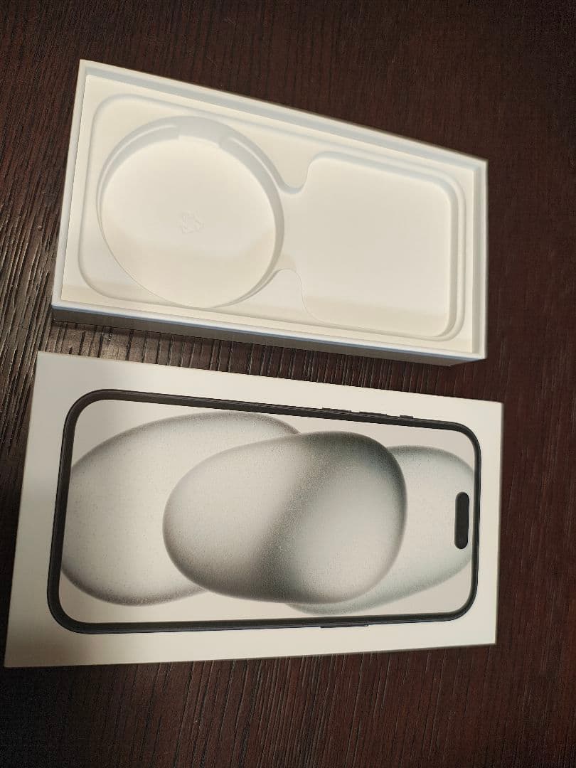 美品　最大容量95%　Apple iPhone 15 128GB　本体