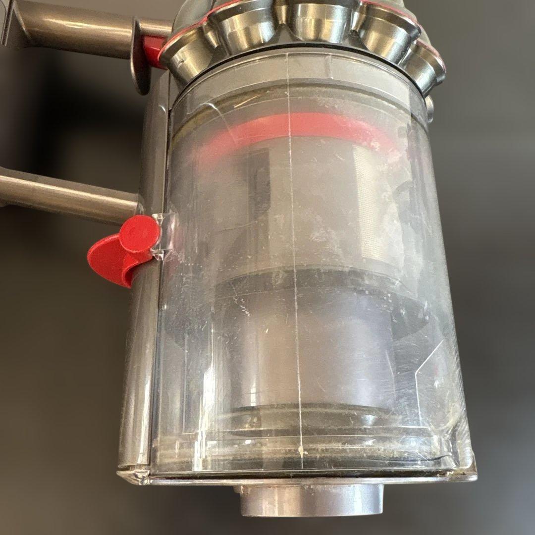 Dyson ダイソン SV12 コードレス掃除機 本体＋付属品多数 中古