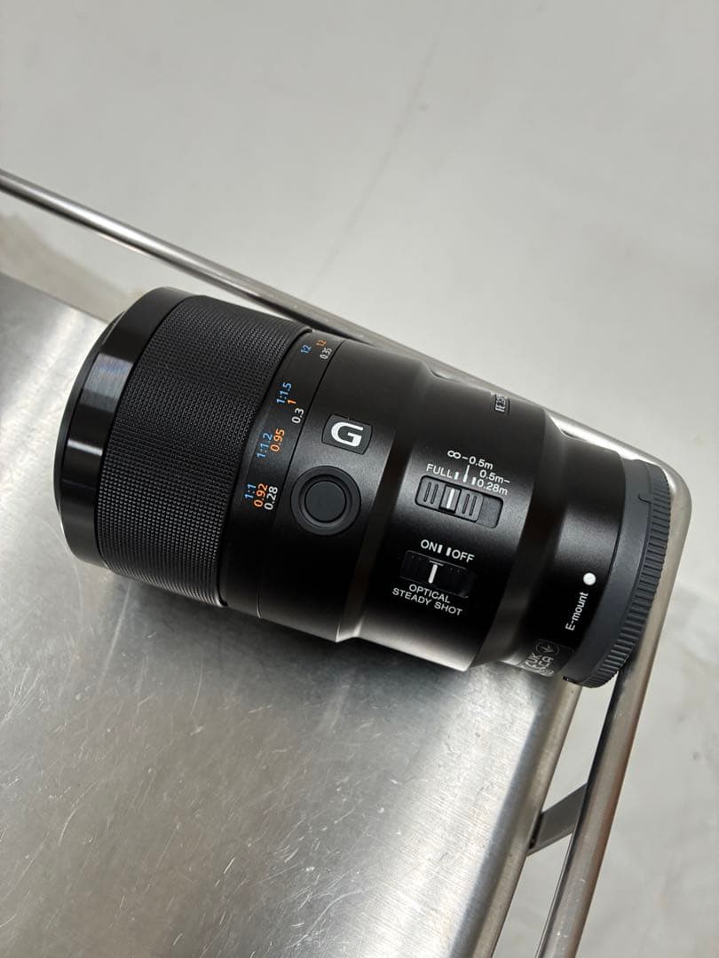 Sony FE 90mm F2.8 Macro レンズ