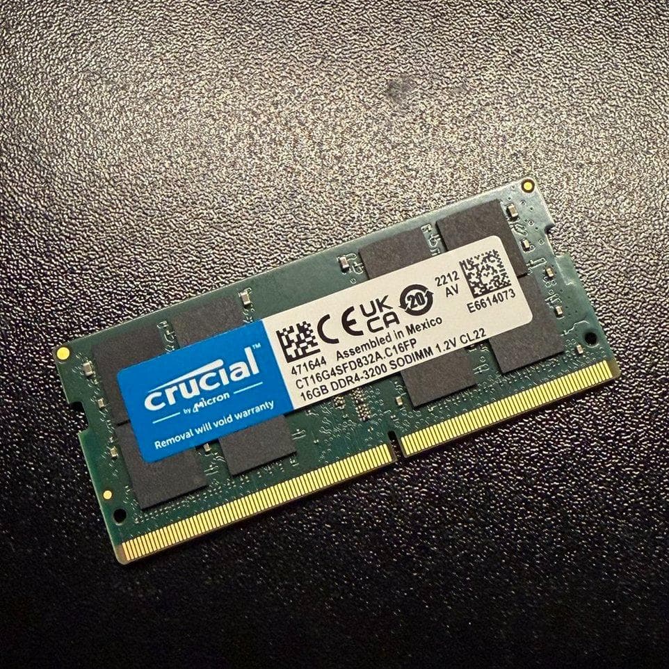 crucial 16GB DDR4-3200 SO-DIMM メモリー