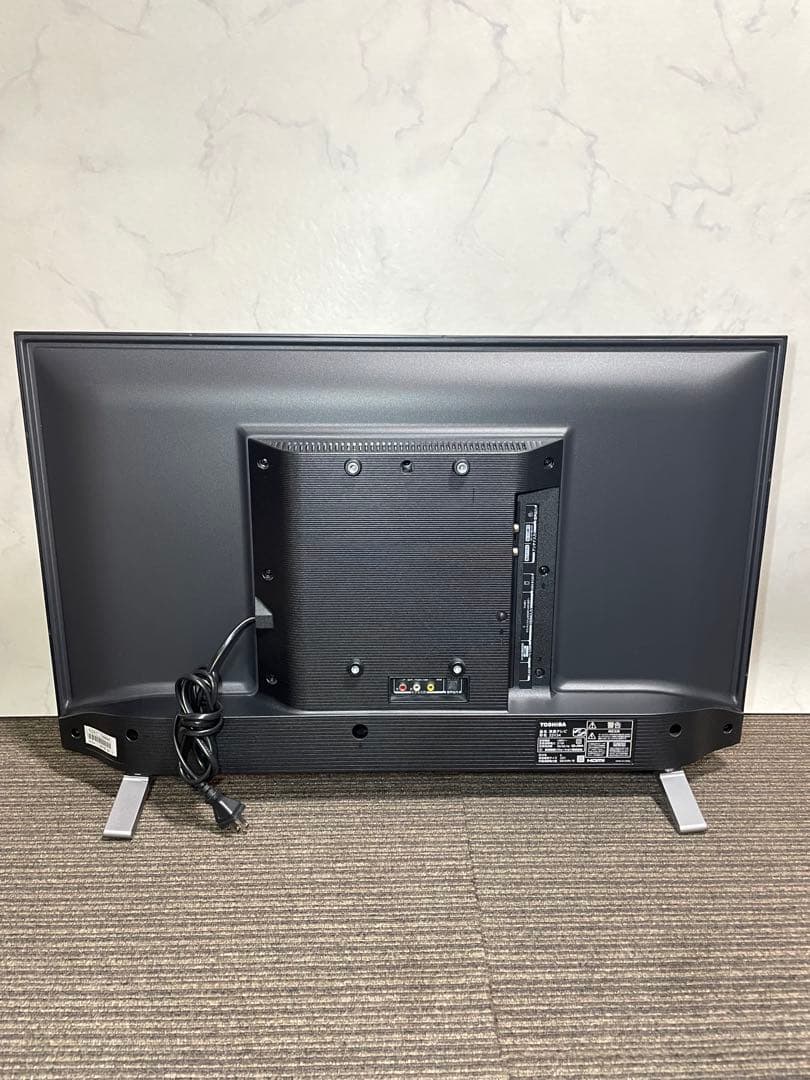 947 東芝(レグザ) 32V型インチ液晶テレビ リモコン アンテナケーブル付き