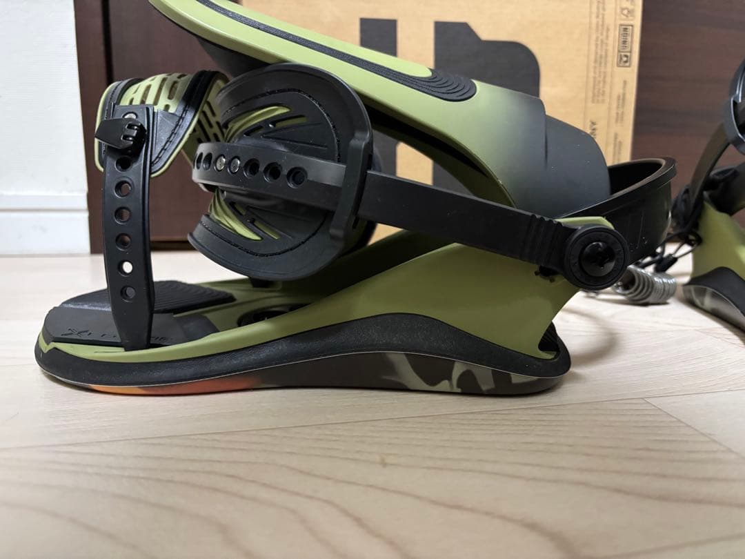 Union Ultra スノーボード ビンディング オリーブ