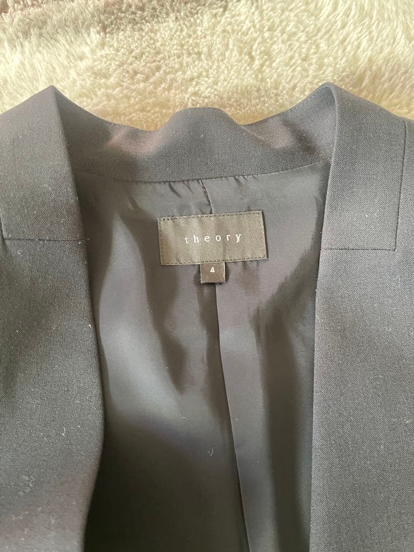 美品　theory ネイビー　パンツスーツ