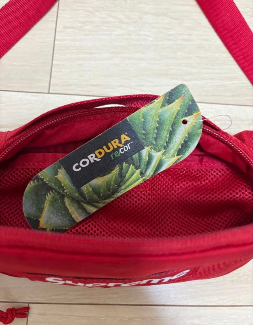 値下げ中！【新品未使用】Supreme Waist bag ウエストバック