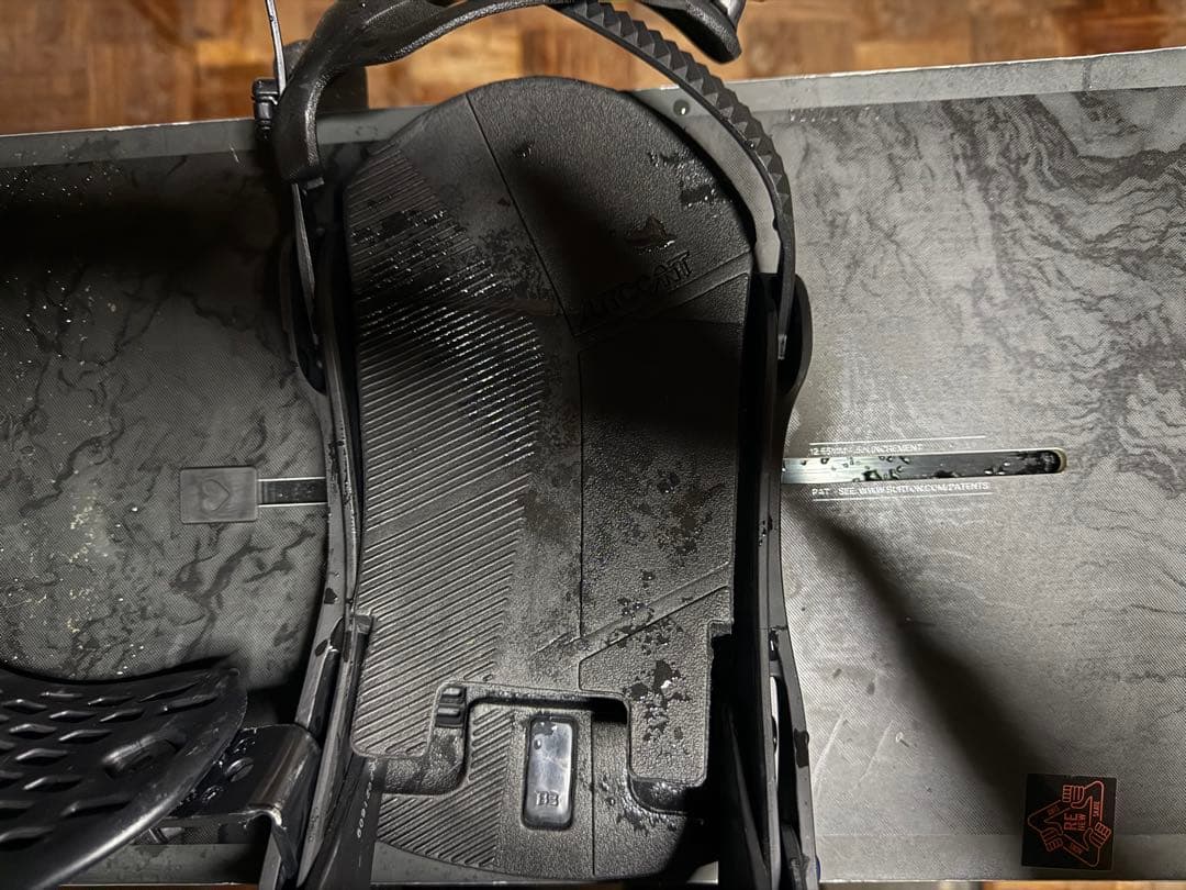 スノーボードビンディング 24/18