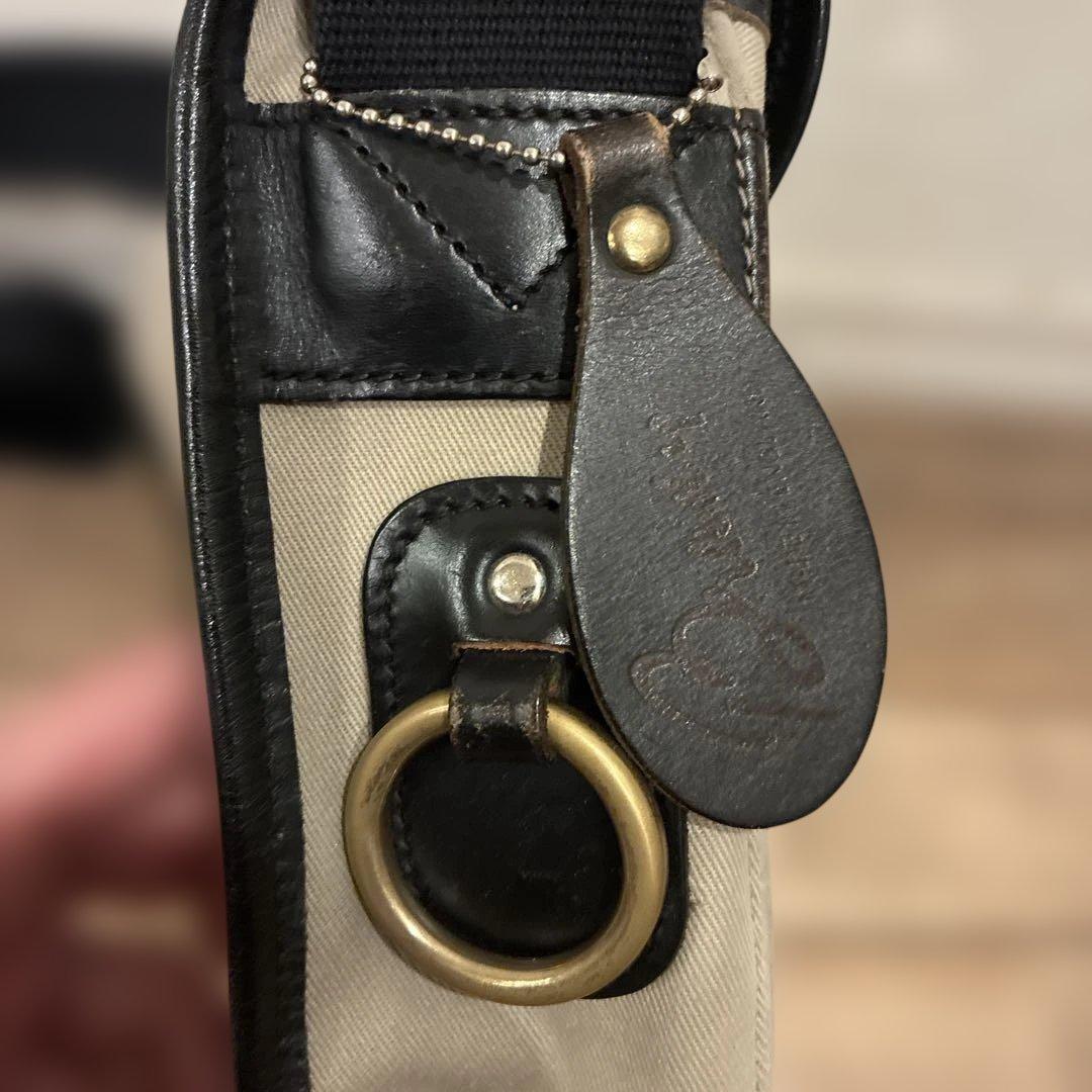 brady ショルダーバッグ　STOUR グレー