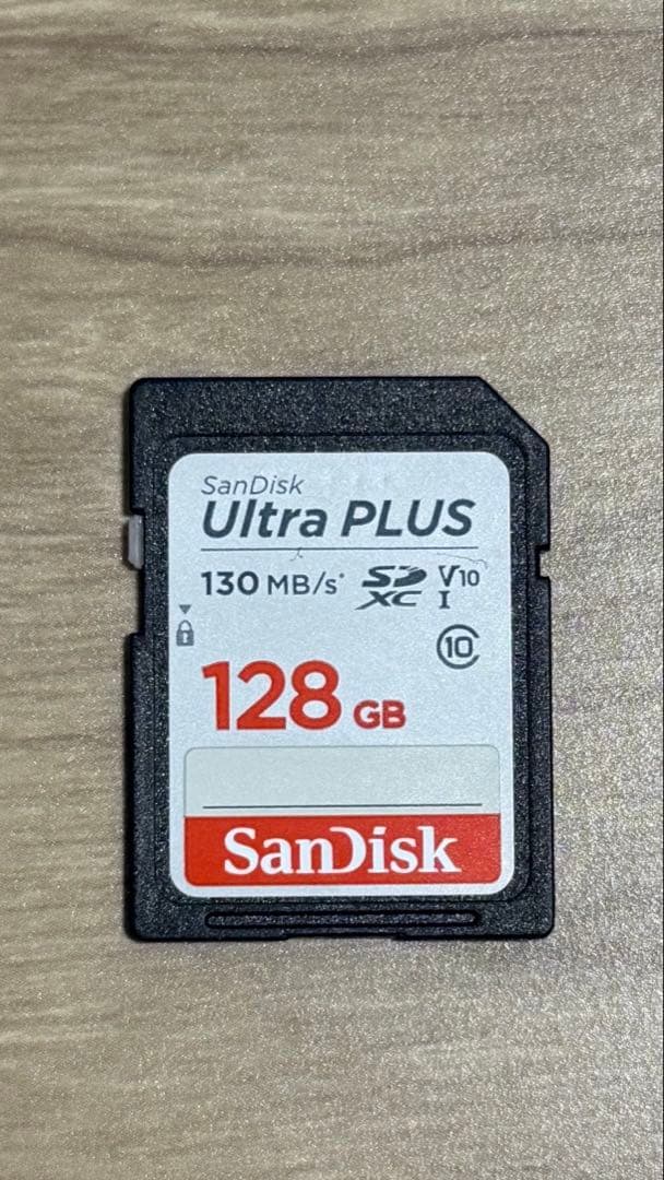 【あきさん専用】SONY ZV-E10 ミラーレス一眼カメラ SDカード付き