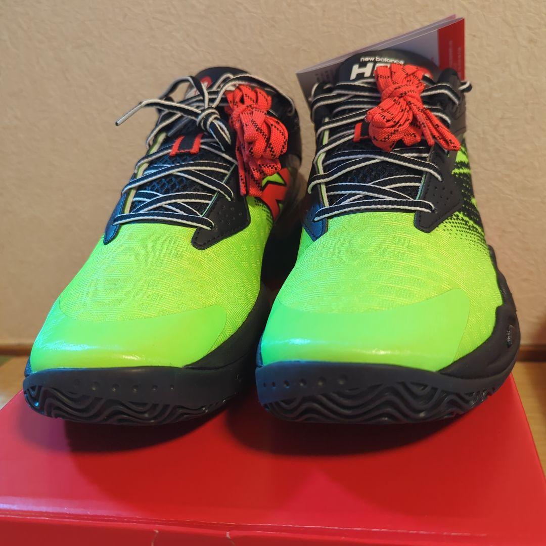 New Balance FuelCell HESI LOW v2 ニューバランス