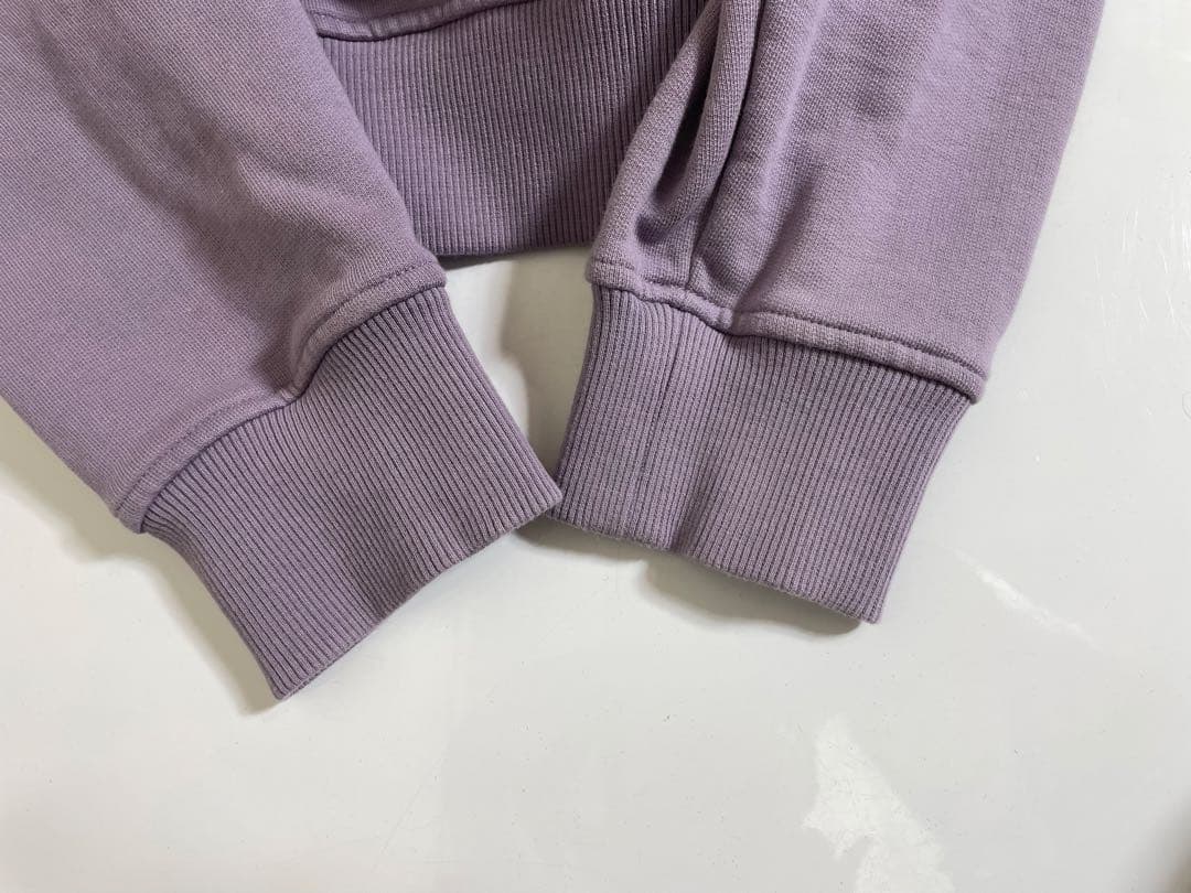 ami parisアミパリス ハートロゴ刺繍プルオーバースエットパープルサイズL