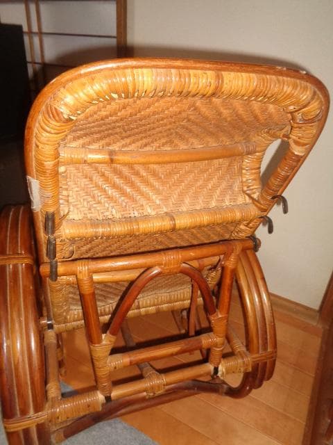 籐製品　ロッキングチェアー ＊写真にて確認ください