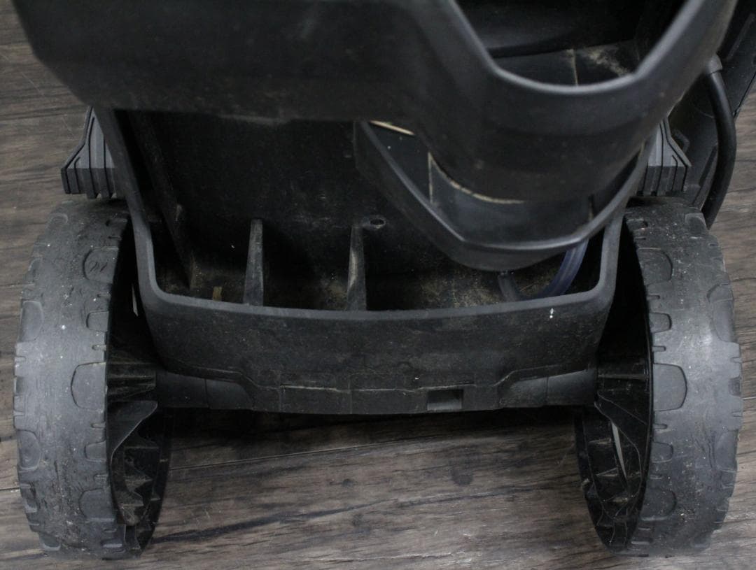 ▲ケルヒャー 高圧洗浄機 K5 プレミアムサイレント