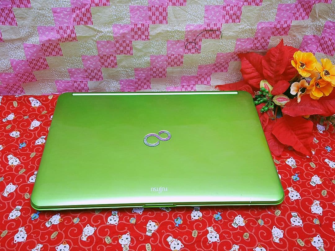 極上品！2世代i5搭載！カメラ！富士通！新型Win11搭載！動画編集 画編集