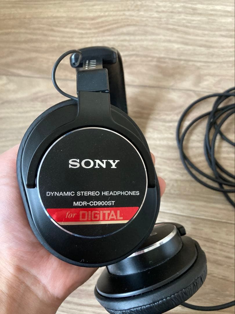 ソニー　SONY　ヘッドホン　MDR-CD900ST