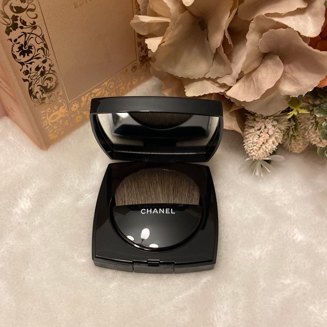 【新品】CHANEL ドゥスール デキノックス797 ベージュ エ コライユ