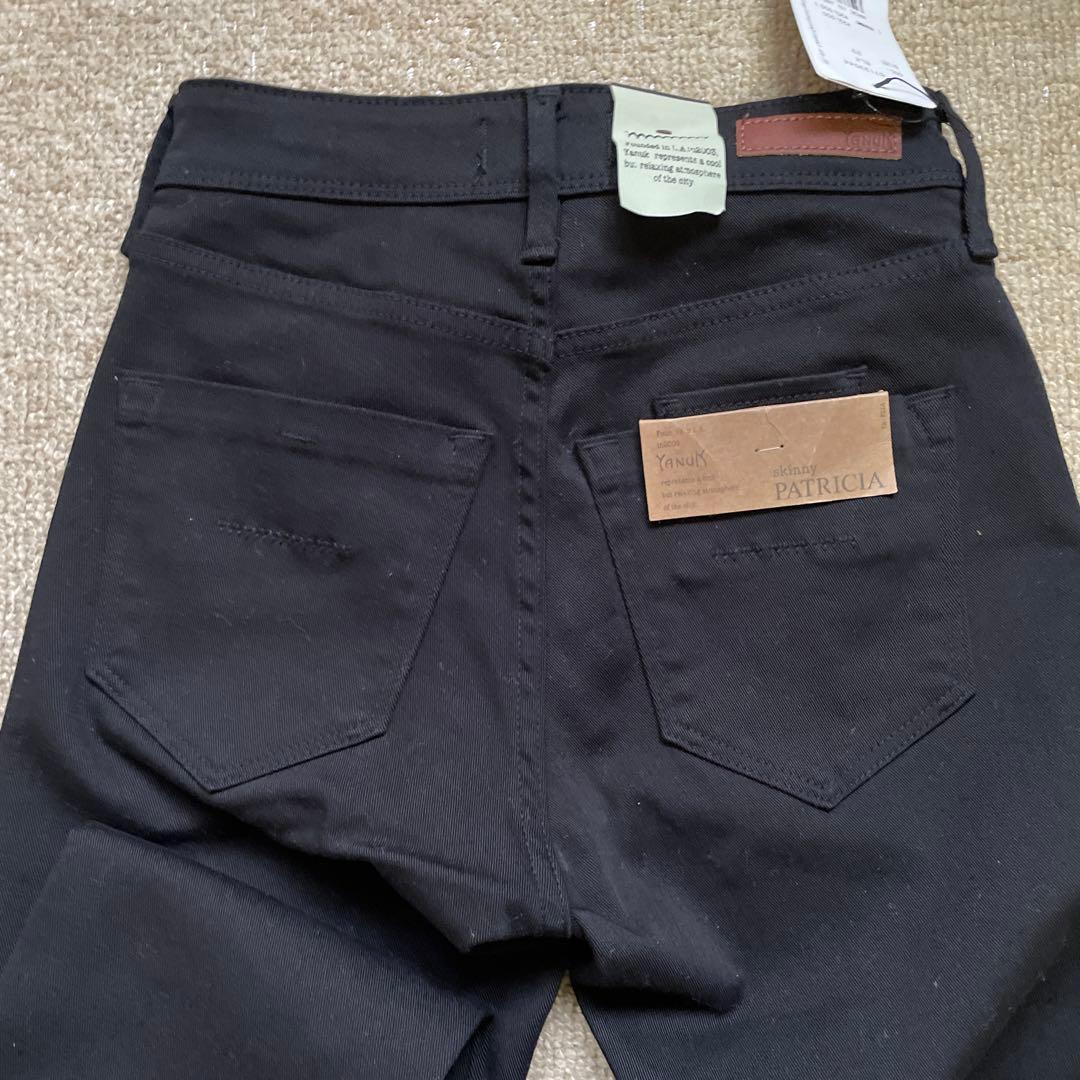 【タグ付き未使用品】ヤヌーク パトリシア スキニーデニム サイズ23