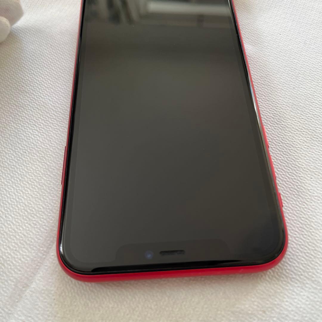 iPhone11 本体　64GB レッド