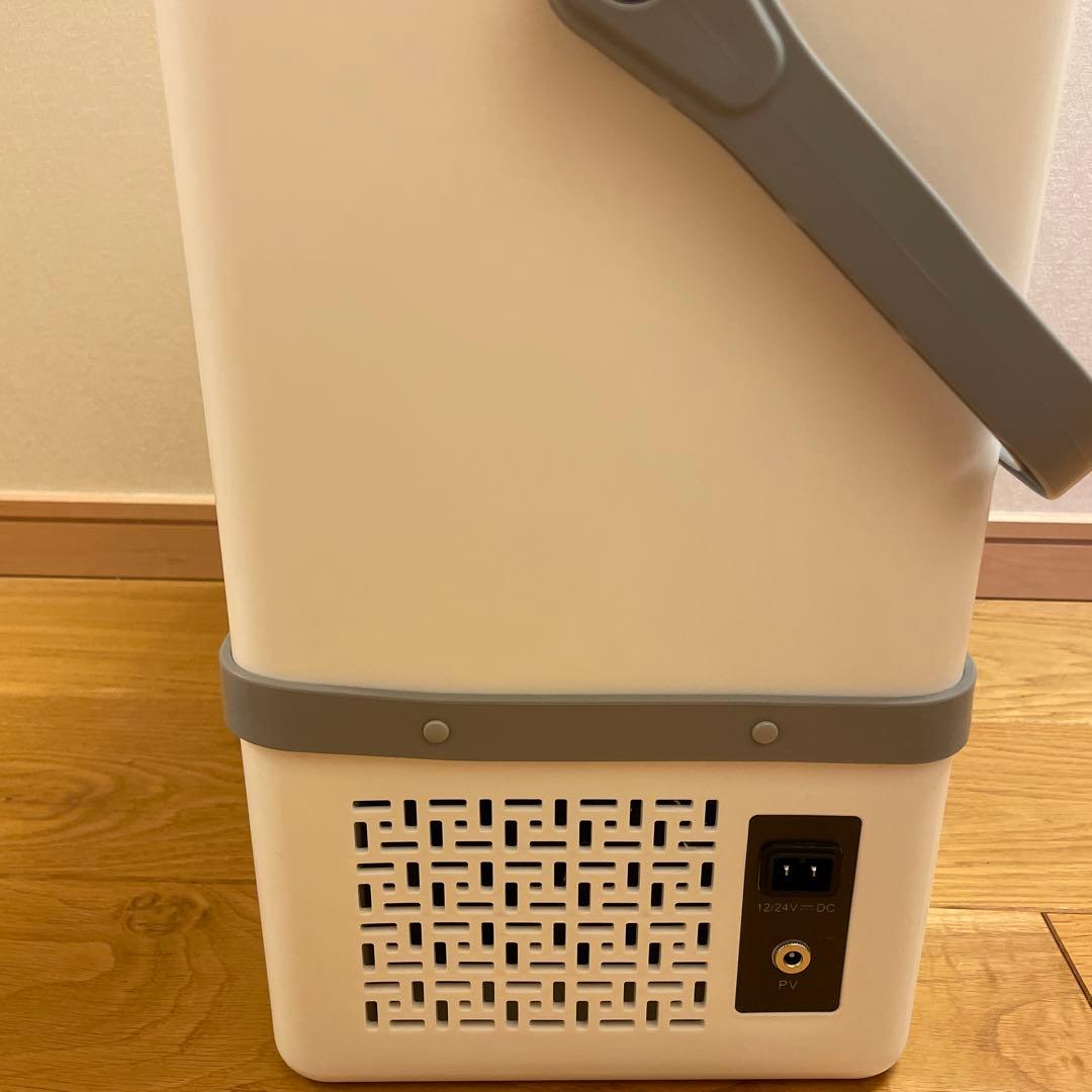 SUNPIE ポータブル冷蔵冷凍庫　車載冷蔵庫 15L