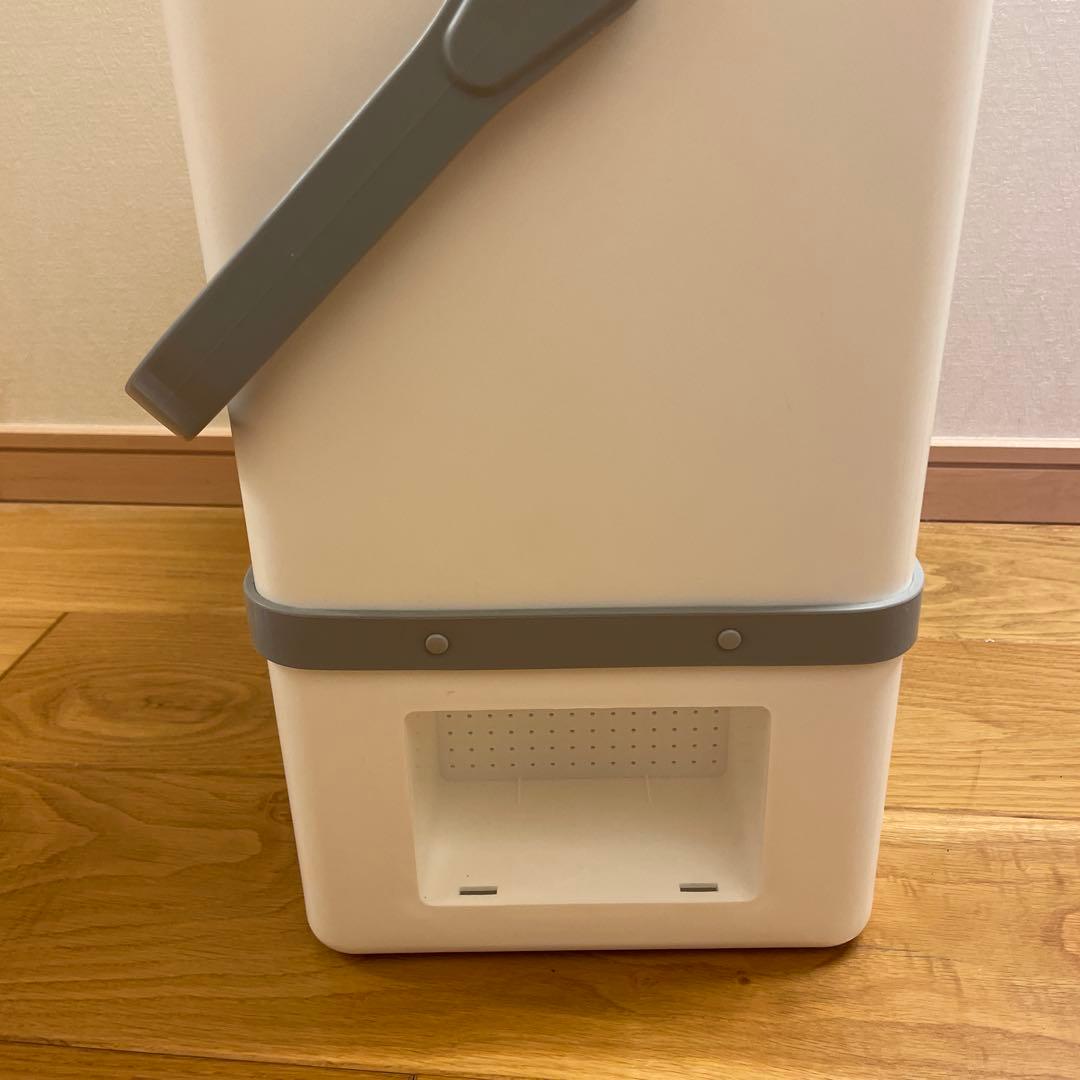 SUNPIE ポータブル冷蔵冷凍庫　車載冷蔵庫 15L