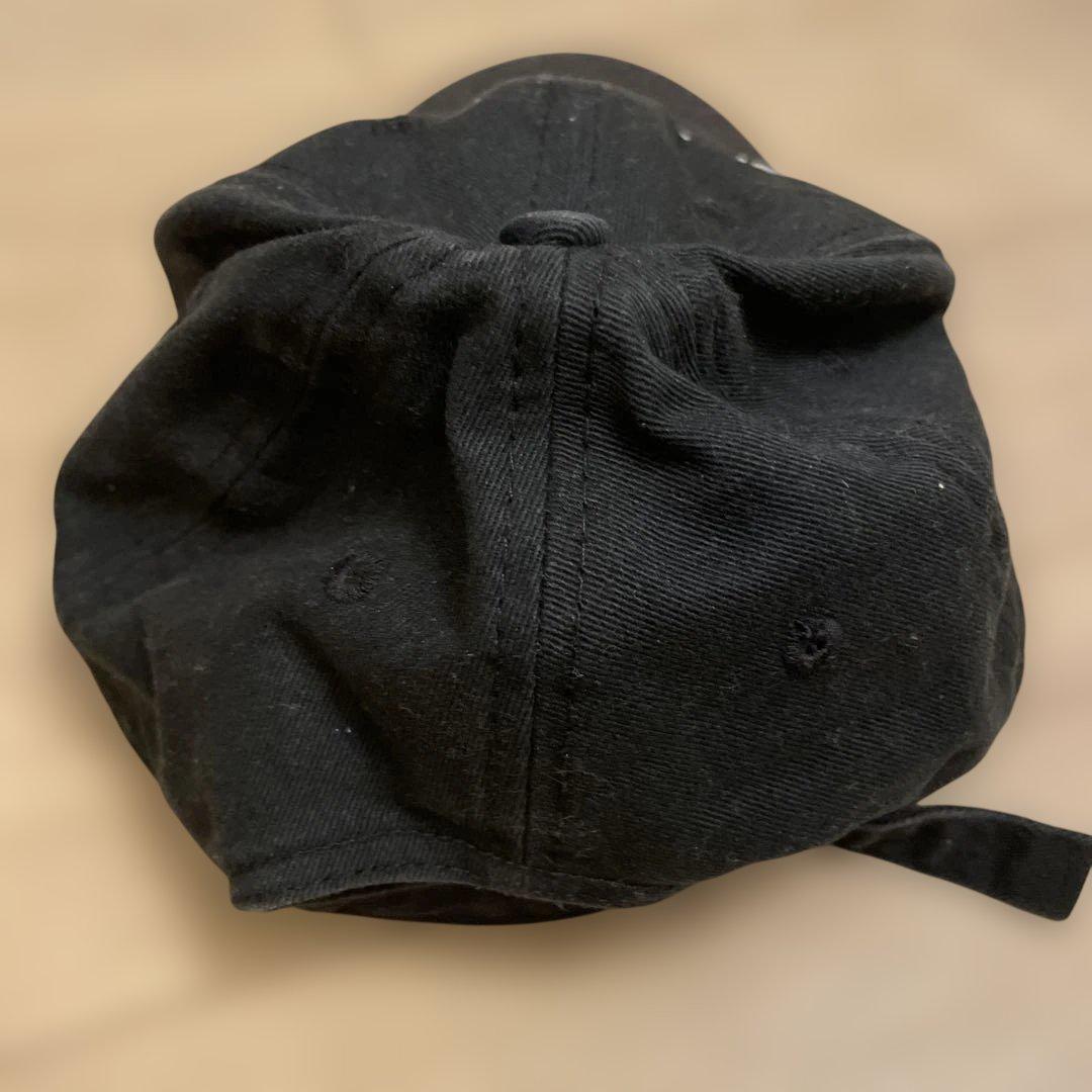 BALENCIAGA ブラック ベースボールキャップ