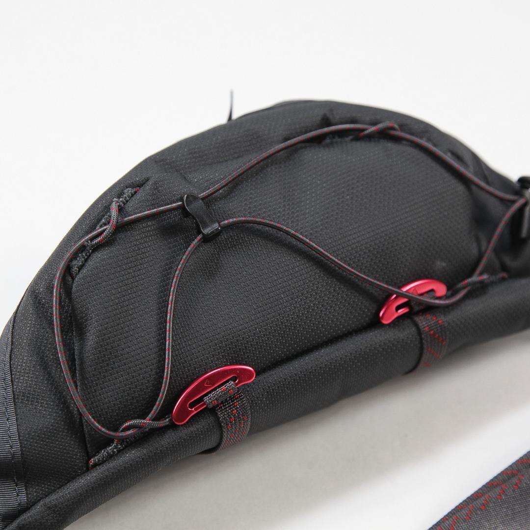 極美品 KLATTERMUSEN ELDNER 2.0 LUMBARPACK