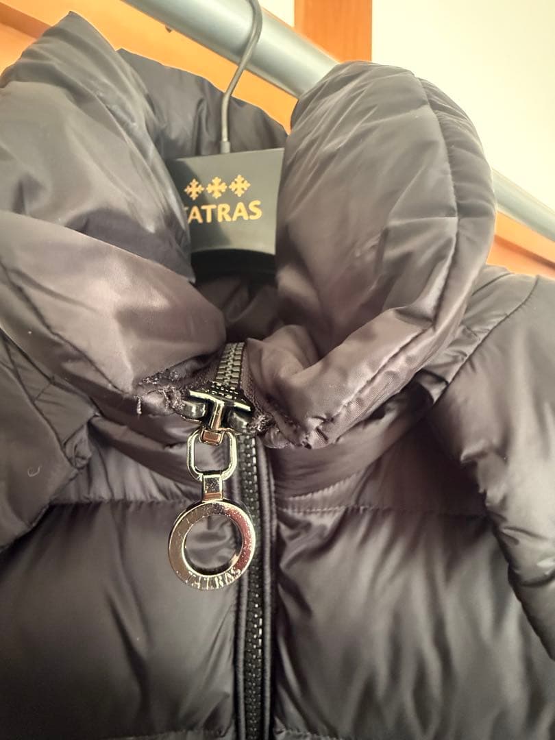 TATRAS ダウンジャケット ファー付き　お値引きします。