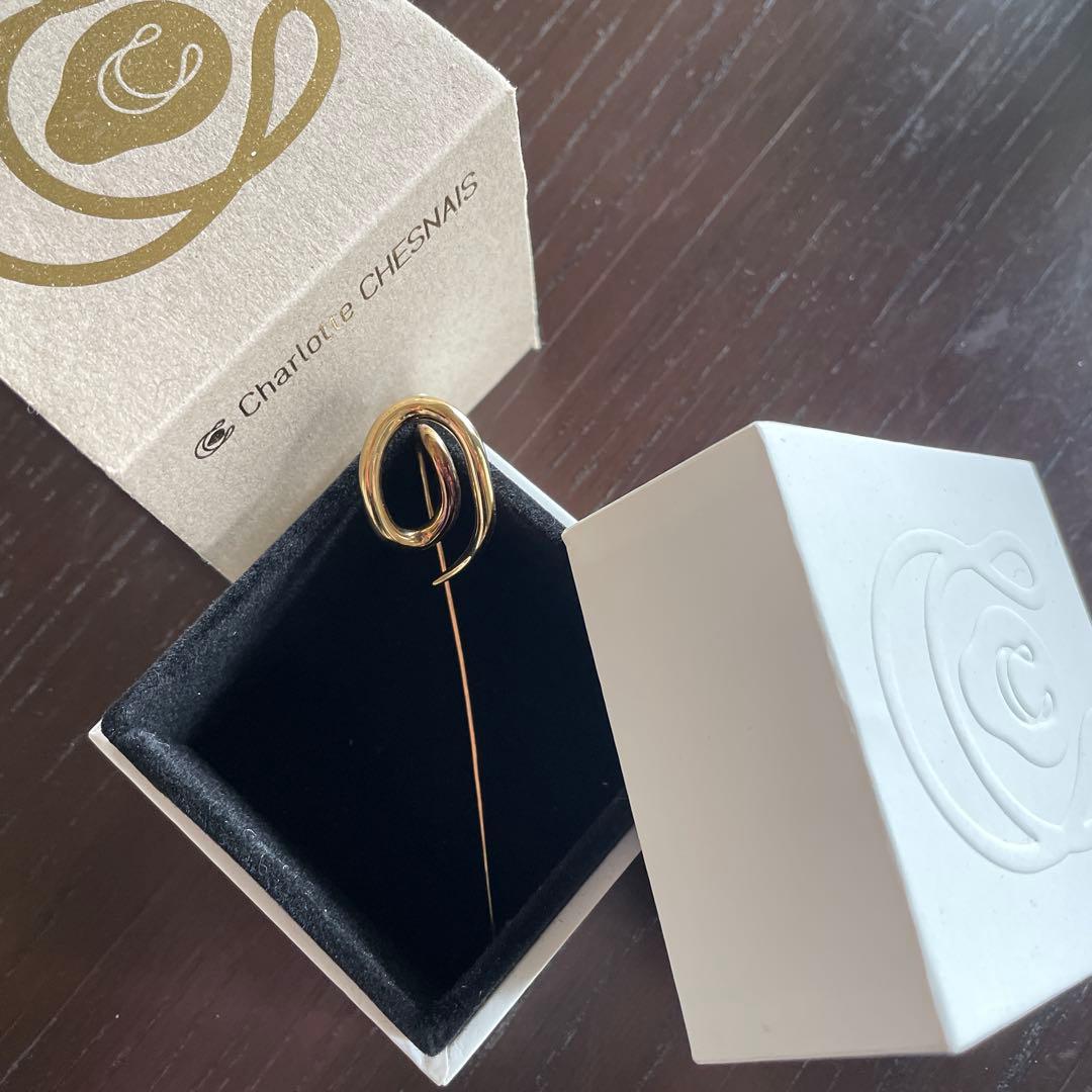 シャルロットシェネ ピアス