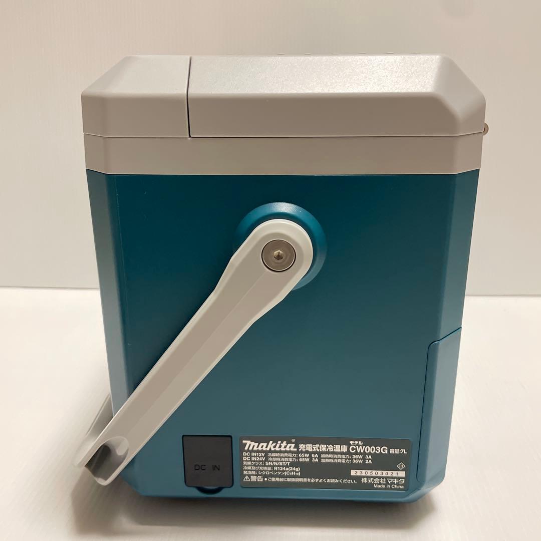 マキタ冷温庫 CW003G バッテリー2個付き　新品