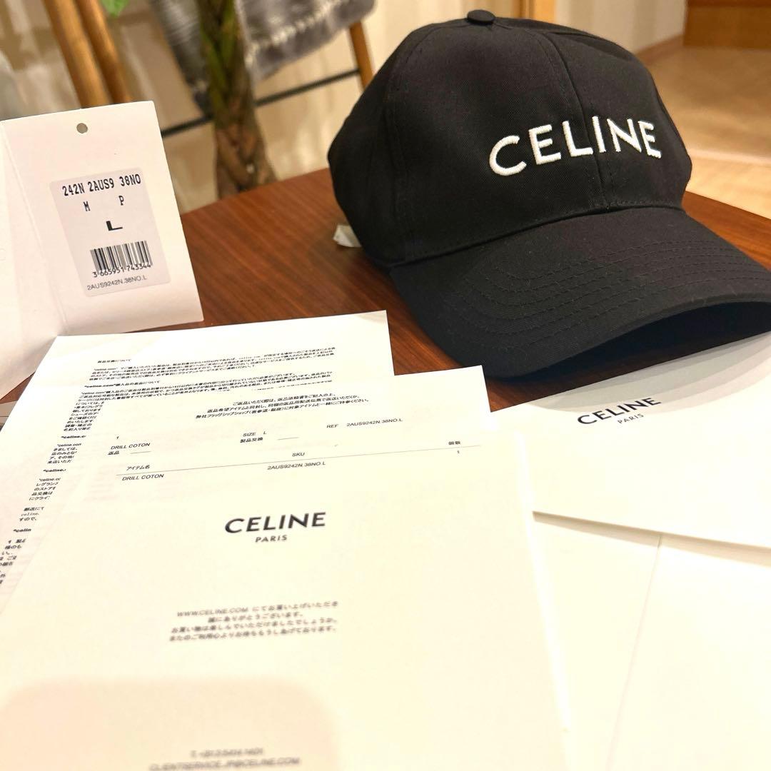 セリーヌ　ベースボールキャップ