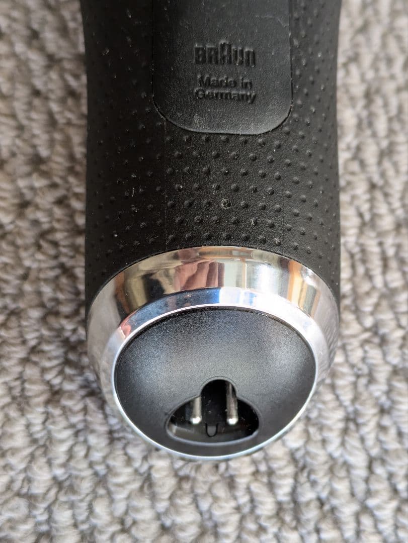 BRAUN　ブラウン シリーズS9 洗浄機付電気シェーバー