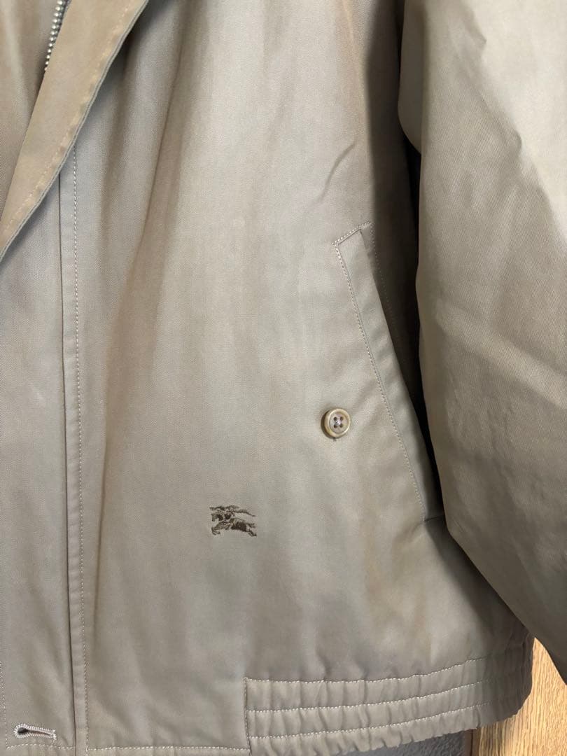 Burberry ベージュ ジャンパー