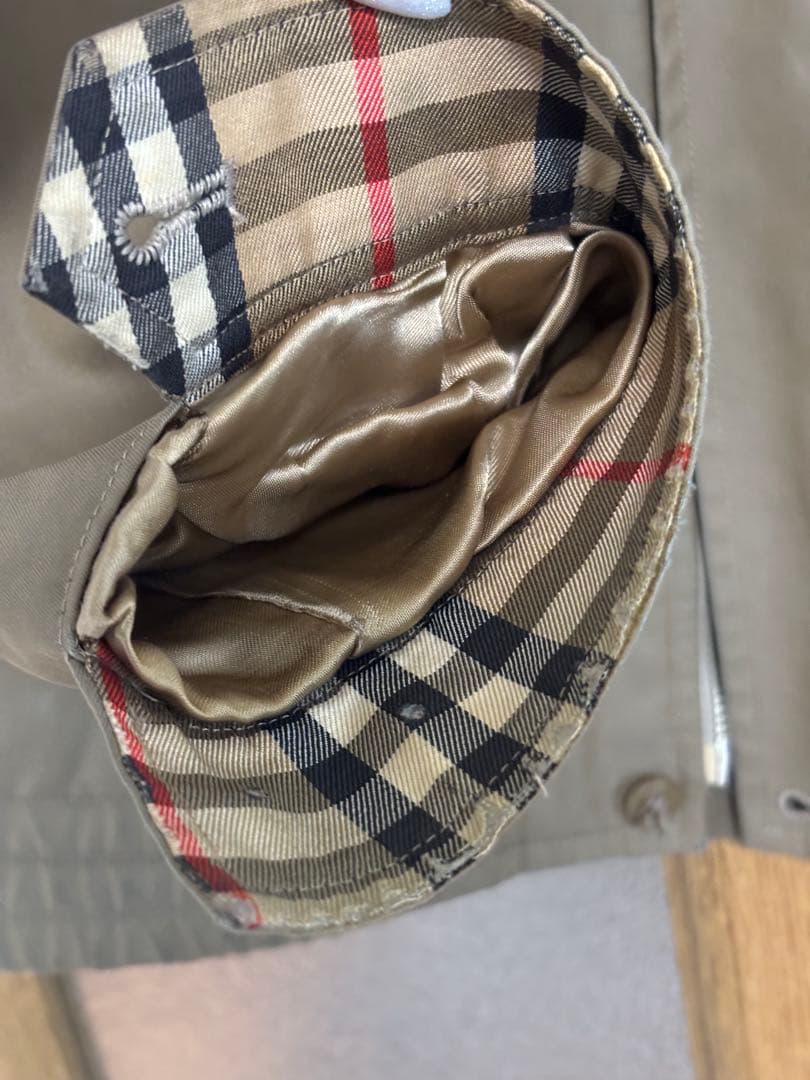 Burberry ベージュ ジャンパー