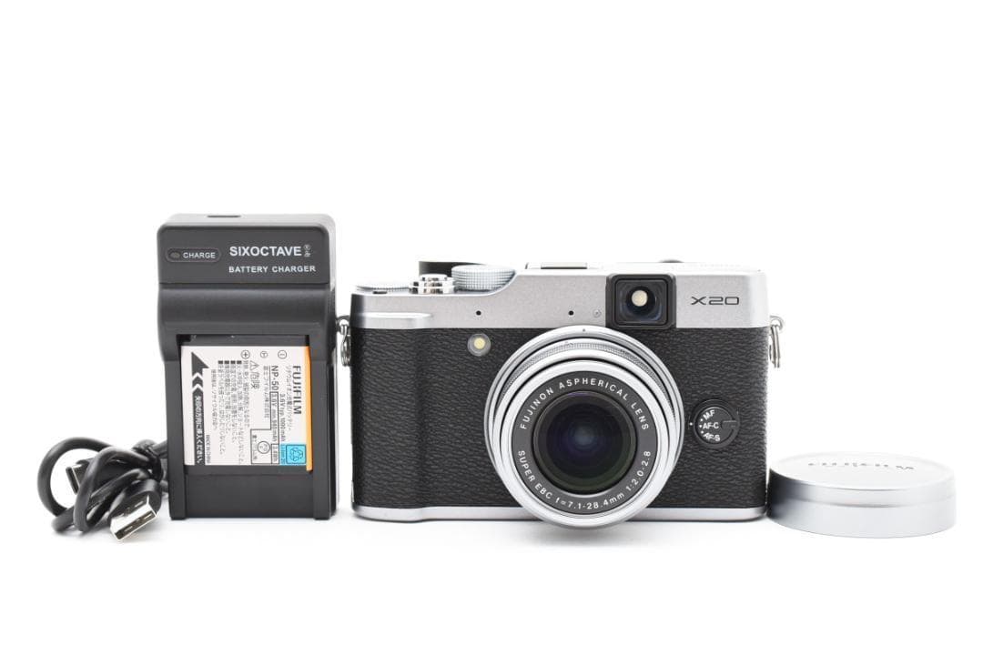 ■美品■ 富士フィルム　FUJIFILM X20　768