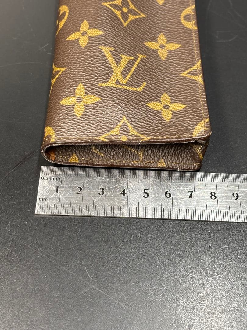 Louis Vuittonルイヴィトンモノグラムエテュイリュネットメガネケース