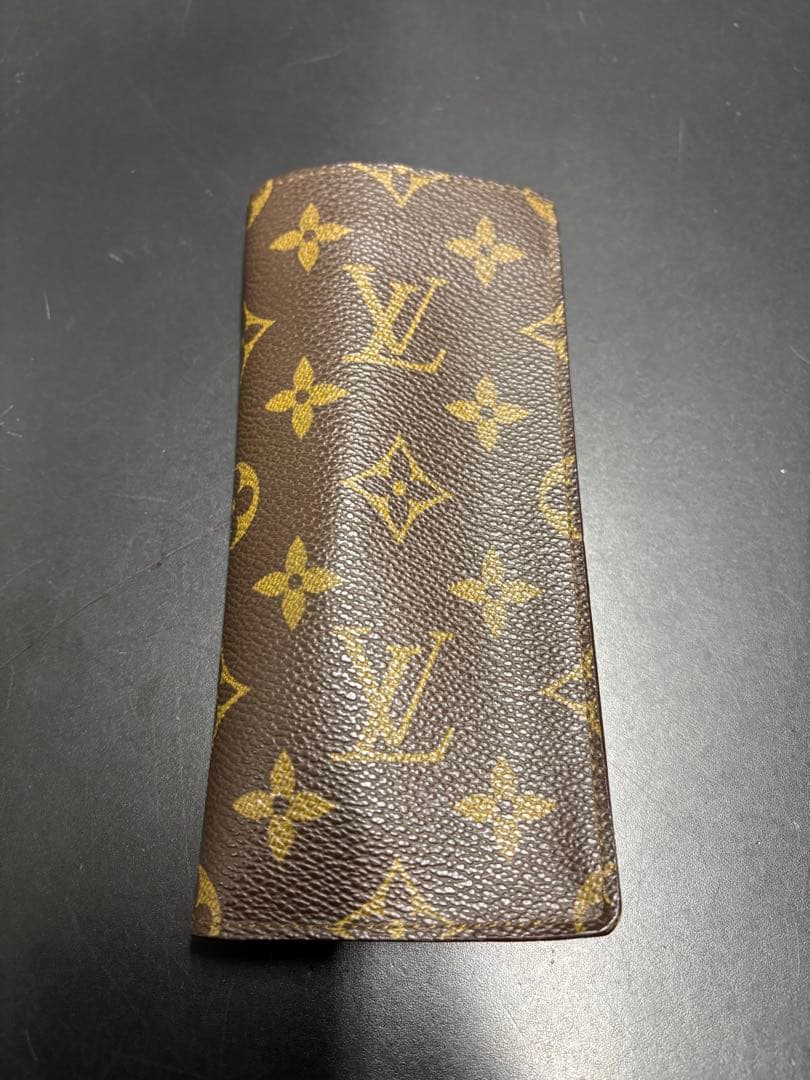 Louis Vuittonルイヴィトンモノグラムエテュイリュネットメガネケース