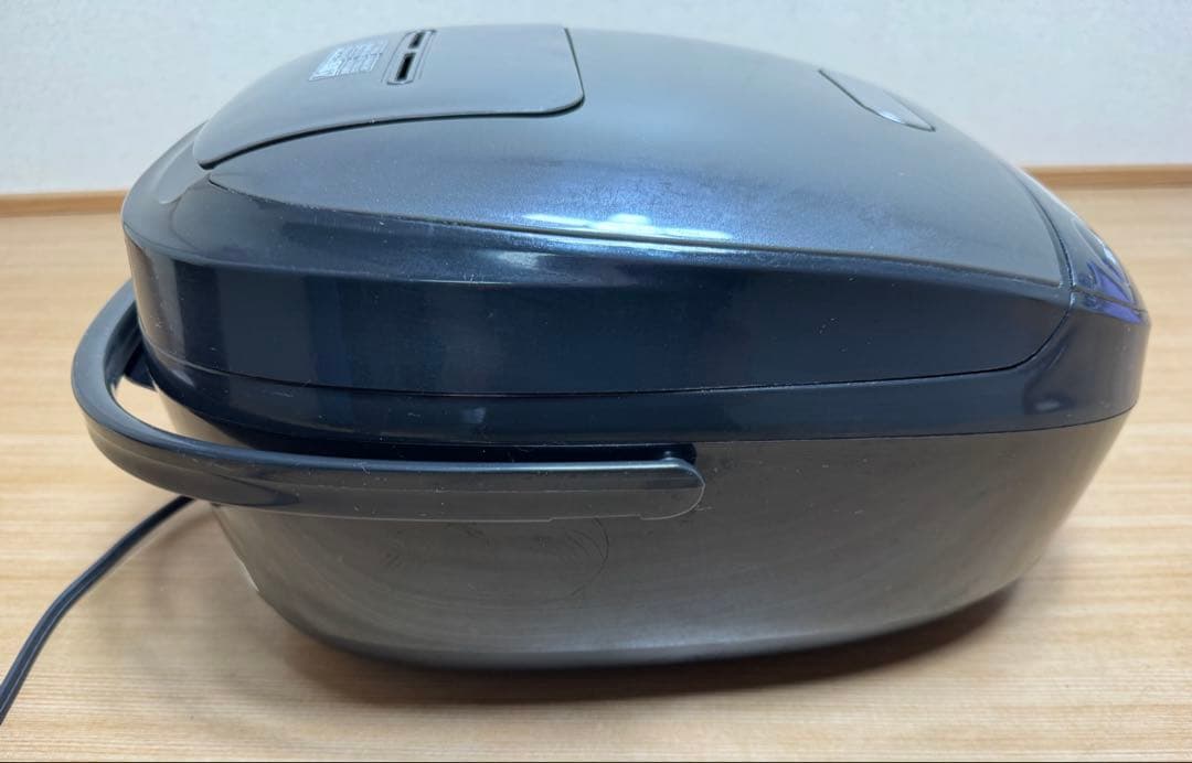 TIGER タイガー圧力IH炊飯ジャー 5.5合炊き JPK-SC10